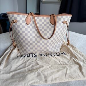 Louis Vuitton Neverfull MM